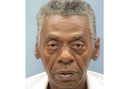 السجن مدى الحياة لأمريكي سرق 9 دولارات