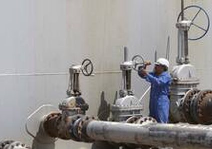 استئناف العمل في حقل الناصرية النفطي بعد توقفه