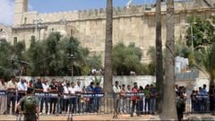 ابو اسنينة:الاحتلال يمنع رفع اذان المغرب بالحرم الابراهيمي يومياً