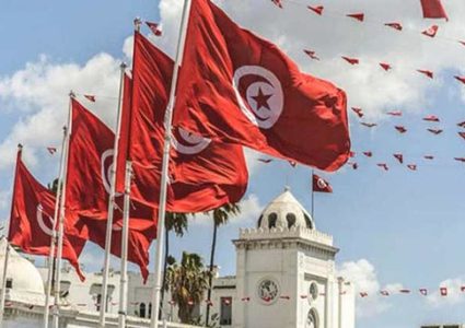 تونس: قيس سعيّد يمدد حالة الطوارئ لمدة شهر