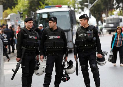 السلطات التركية تعتقل 5 مسلحين خططوا لشنّ هجمات في "رأس السنة"