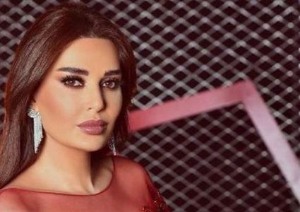 سيرين عبدالنور تكشف إطلالتها في الكريسماس