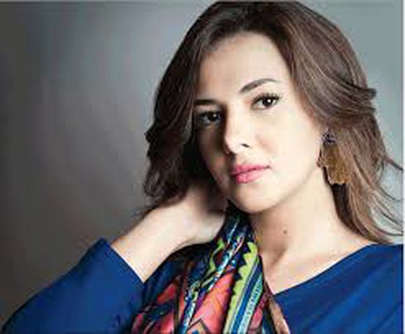 الفنانة دنيا سمير غانم تفاجئ الجمهور بنحافتها