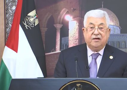 الرئيس: متمسكون بالعمل السياسي والمقاومة الشعبية لحماية قضيتنا