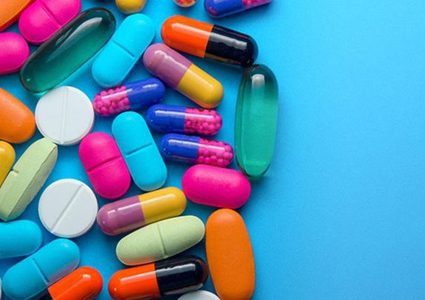 ما هو الفرق بين الحساسية الدوائية والآثار الجانبية للعلاج ؟