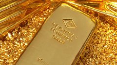 أسعار الذهب ترتفع مدفوعة بتراجع الدولار