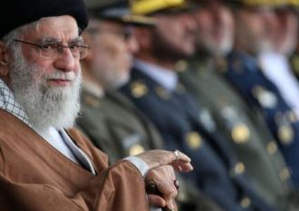 خامنئي يندد الهجمات الأمريكية في العراق