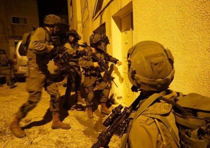 حملة اقتحامات واعتقالات فجراً