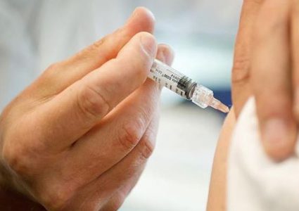 صحة غزة تشرع بحملة تطعيم ضد مرض الحصبة