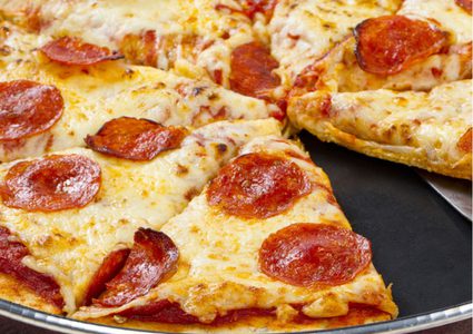 بيتزا الببروني