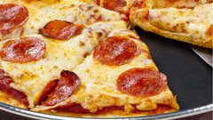 بيتزا الببروني