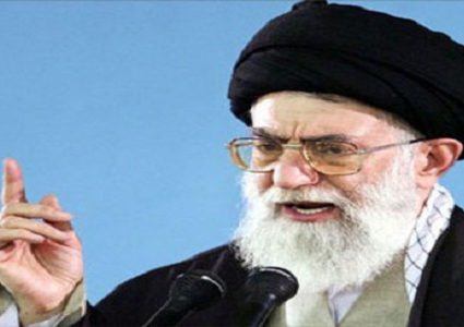 خامنئي يتعهد بـ"انتقام قاسٍ" رداً على اغتيال اللواء سليماني