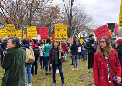 تظاهرات في امريكا ضد الهجوم الجوي على العراق