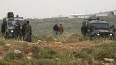 قوات الاحتلال تستولي على نصف دونم جنوب بيت لحم