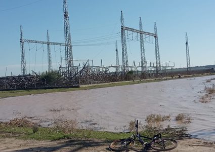 الاحتلال يغرق مئات الدونمات الزراعية شرق مدينة غزة