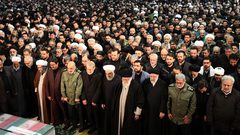 هنية والنخالة يشاركان بتشييع جثمان سليماني