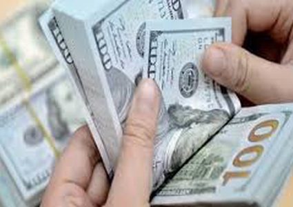 مكاتب الصرافة في العراق ترفع سعر الدولار