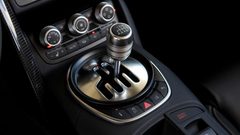 ما هي خطورة استخدام ناقل السرعة بصورة خاطئة؟