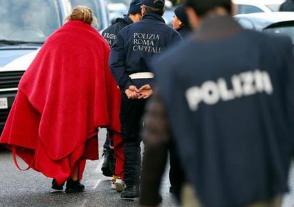 تعرفوا على قصة المرأة التي اختفت سبعة وعشرين عاما خوفا من المافيا