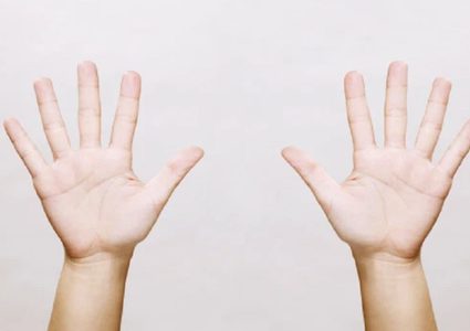 اختبار باليدين للكشف عن مدى صحة قلبك في 30 ثانية فقط!