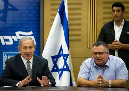 "نتنياهو" يعين متهماً بالفساد وزيراً للزراعة