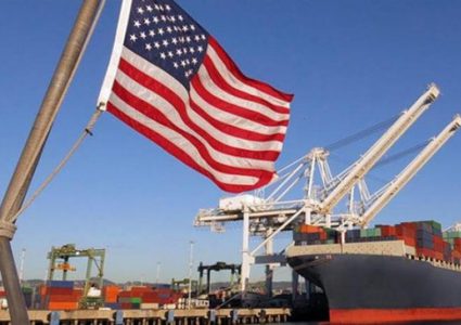 العجز التجاري الأميركي يتراجع إلى أدنى مستوياته  في 3 سنوات