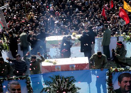 40 قتيلا و200 جريحًا خلال تدافع مشيعي قاسم سليماني في إيران