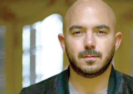 الفنان محمود العسيلي يعلن عقد قرانه على أمنية عبد المنعم