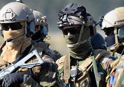 فرنسا: لن نسحب قواتنا من العراق