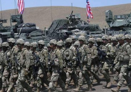 القوات الأمريكية تخلي قاعدتها في منطقة خراب الجير بريف الحسكة