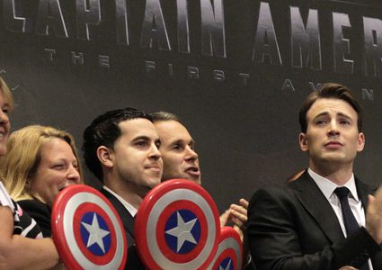 ممثلة من فيلم "كابتن أمريكا" متهمة بقتل والدتها