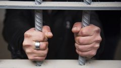 الحكم على "السفاح المقنع" بالقتل والصلب في مكان عام