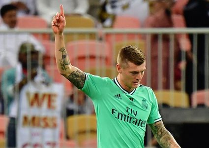 كروس يزلزل شباك فالنسيا من ضربة ركنية بكرة "مخادعة"