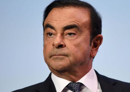 بعد صمت.. كارلوس غصن يدافع عن نفسه ويكشف أسباب الهروب