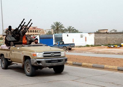 المرصد السوري: 260 مسلحا تركيا توجهوا الى ليبيا للقتال