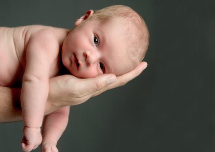 طرق طبيعية لعلاج الإمساك عند الرضع