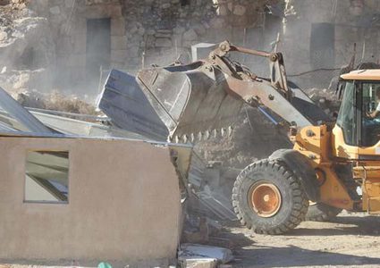 الاحتلال يستولي على بركس قرب رأس كركر غرب رام الله