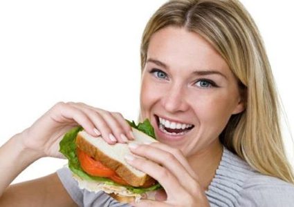 السكر والخبز يُسببان الأرق في الليل