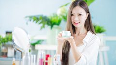 كريمات تفتيح البشرة مجهولة المصدر قد تشكل خطراً على الصحة