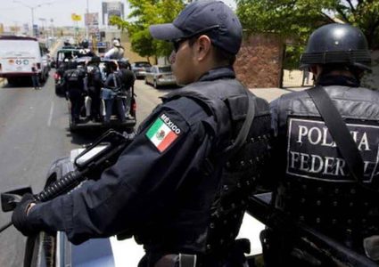 المكسيك.. تلميذ "مجتهد" يرتكب جريمة بشعة في مدرسته وينتحر !