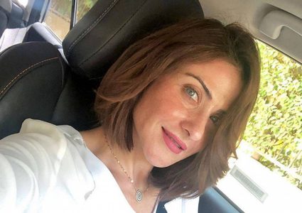 الفنانة هيدي كرم تتعرض لحادث سير