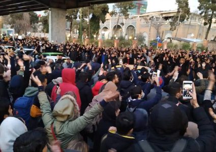 طهران تكشف تفاصيل اسقاط الطائرة الأوكرانية