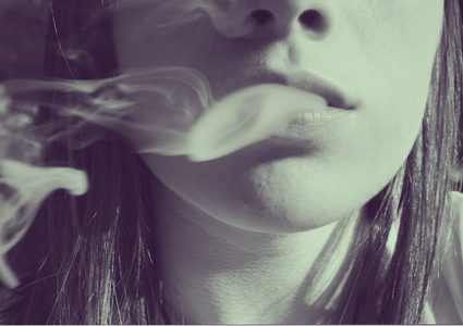 العلاقة بين التدخين والاكتئاب