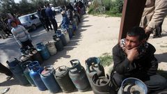 مصادر خاصة: مالية حماس تتحكم باستيراد الغاز والوقود من مصر