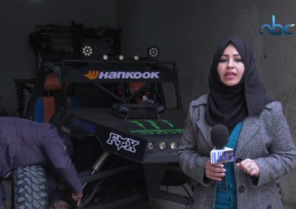 صناعة أول سيارة سباق في فلسطين في قطاع غزة
