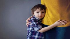 أبرز أسباب وأعراض التلعثم عند الأطفال