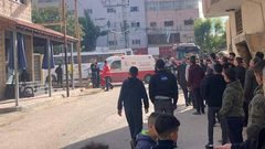 اصابة 3 عمال بجروح متفاوتة جراء تعرضهم لصعقة كهربائية في قلقيلة