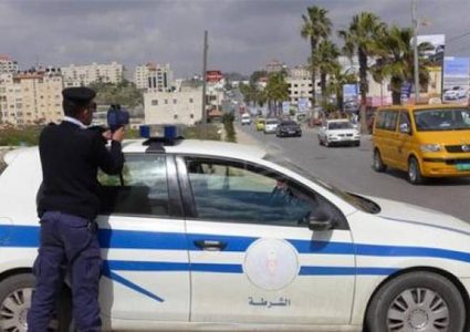 شرطة المرور تضبط (4)مركبات تزعج المواطنين بنابلس