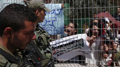 لجنة اعمار الخليل تفتتح حديقة أطفال جديدة في حي السلايمة