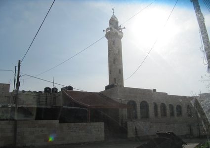 "الأوقاف" تُعلن افتتاح مسجدين في محافظة طوباس